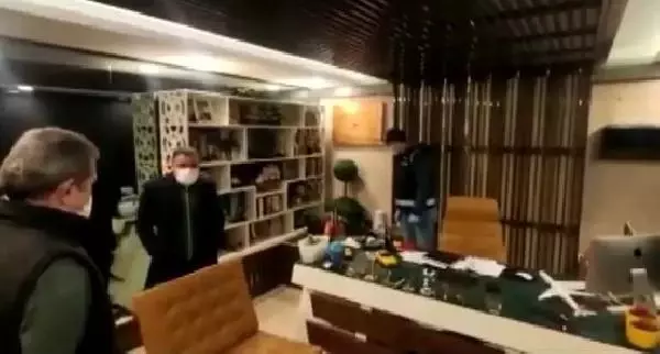 ESENLER'DE TEFECİ OPERASYONU 5 GÖZALTI ESENLER'DE TEFECİ OPERASYONU 5 GÖZALTI