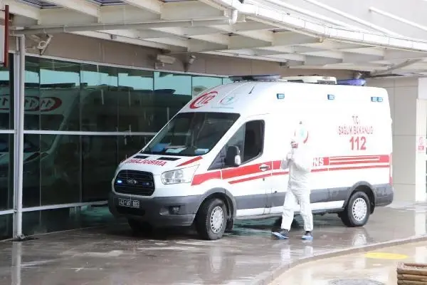 Son dakika haberi... EŞİ VE BABASINI KORONAVİRÜSTEN KAYBEDEN AMBULANS ŞOFÖRÜNDEN 'DİKKAT' UYARISI Son dakika haberi... EŞİ VE BABASINI KORONAVİRÜSTEN KAYBEDEN AMBULANS ŞOFÖRÜNDEN 'DİKKAT' UYARISI