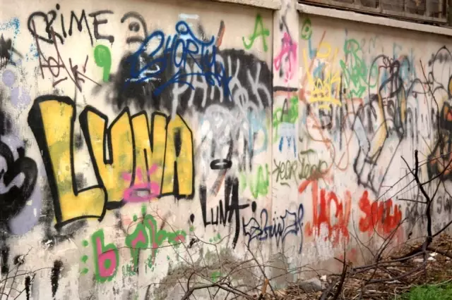 Eskişehir'in ara sokaklarından kötü manzaralar Eskişehir'in ara sokaklarından kötü manzaralar