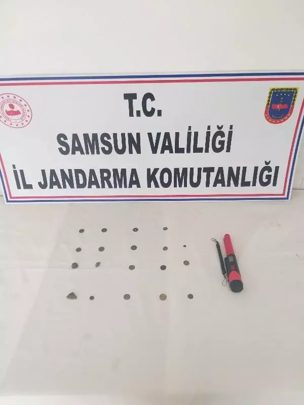 Evinden 19 sikke çıktı, gözaltına alındı Evinden 19 sikke çıktı, gözaltına alındı