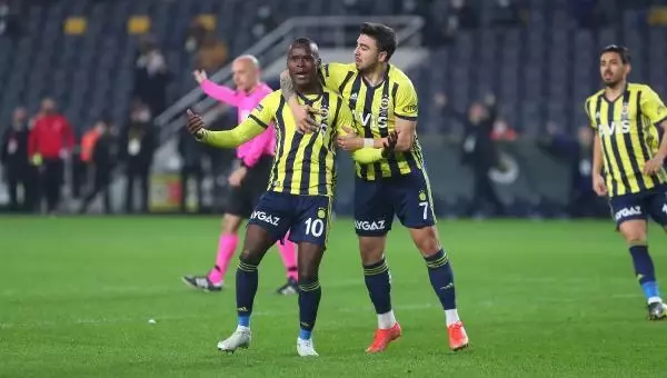 Fenerbahçeli futbolcu Samatta, Denizlispor maçında çok önemli bir galibiyet aldıklarını düşünüyor Açıklaması Fenerbahçeli futbolcu Samatta, Denizlispor maçında çok önemli bir galibiyet aldıklarını düşünüyor Açıklaması
