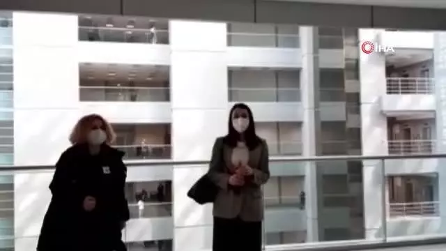 Son dakika haberi: Gazeteci Melis Alphan hakim karşısında Son dakika haberi: Gazeteci Melis Alphan hakim karşısında