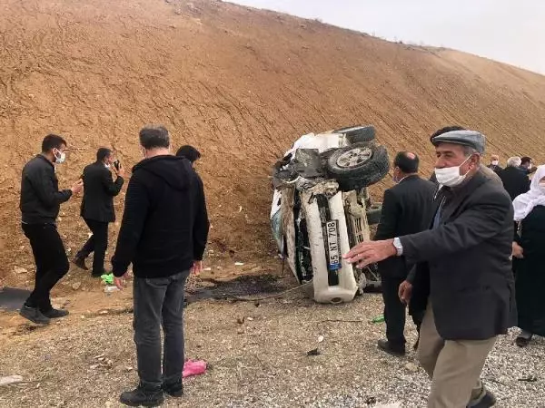 Hakkari yolunda kaza: 2 ölü, 4 yaralı Hakkari yolunda kaza: 2 ölü, 4 yaralı