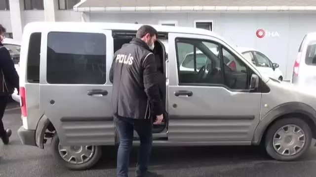 İstanbul'da PKK sempatizanı 2 kişi tutuklandı İstanbul'da PKK sempatizanı 2 kişi tutuklandı
