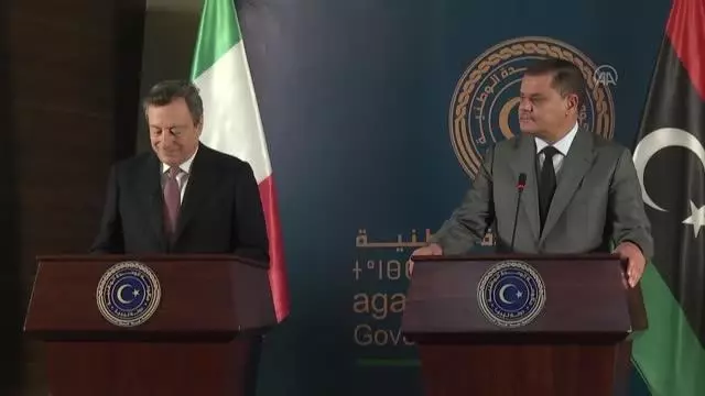 Son dakika haberleri: İtalya Başbakanı Draghi, Libya Başbakanı Dibeybe ile Trablus'ta temaslarda bulundu (2) Son dakika haberleri: İtalya Başbakanı Draghi, Libya Başbakanı Dibeybe ile Trablus'ta temaslarda bulundu (2)