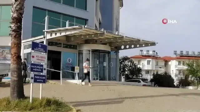 Kafesten kaçan maymun otel çalışanını hastanelik etti Kafesten kaçan maymun otel çalışanını hastanelik etti