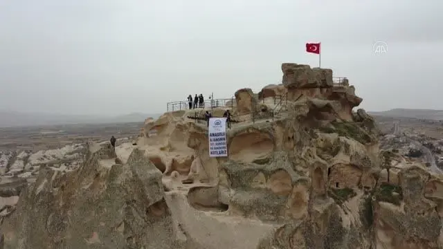 Kapadokya'da AA'nın kuruluş yıl dönümünü kutladılar Kapadokya'da AA'nın kuruluş yıl dönümünü kutladılar
