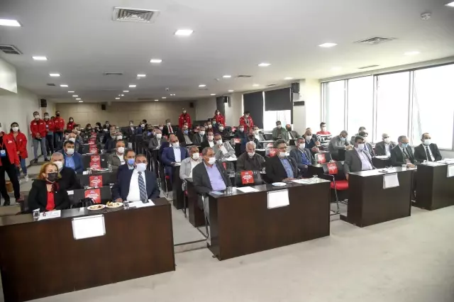 Karalar: 'Daha fazla hizmet üretip daha az harcıyoruz' Karalar: 'Daha fazla hizmet üretip daha az harcıyoruz'