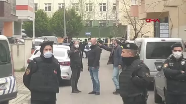 KARTAL'DA AVUKATLIK BÜROSUNDA SİLAHLI SALDIRI : 3 ÖLÜ KARTAL'DA AVUKATLIK BÜROSUNDA SİLAHLI SALDIRI : 3 ÖLÜ