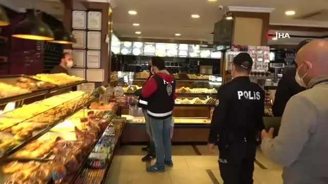 Kartal'da iş yerlerinde korona virüs denetimi Kartal'da iş yerlerinde korona virüs denetimi
