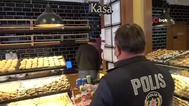 Kartal'da iş yerlerinde korona virüs denetimi Kartal'da iş yerlerinde korona virüs denetimi