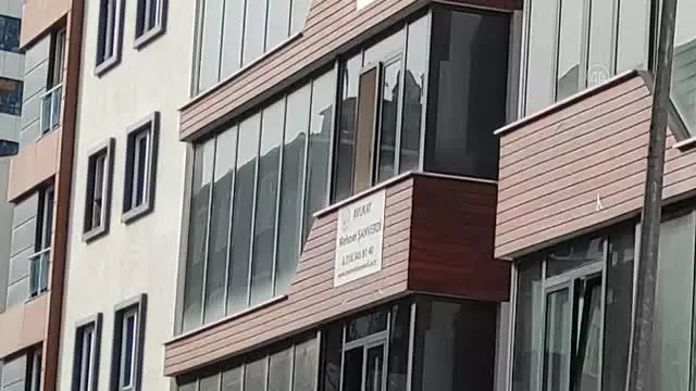 Kartal'daki bir avukatlık bürosunda silahlı kavga (3) Kartal'daki bir avukatlık bürosunda silahlı kavga (3)