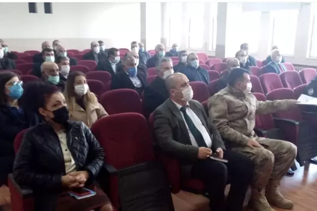 Kaymakam İnam, muhtarlarla buluştu Kaymakam İnam, muhtarlarla buluştu