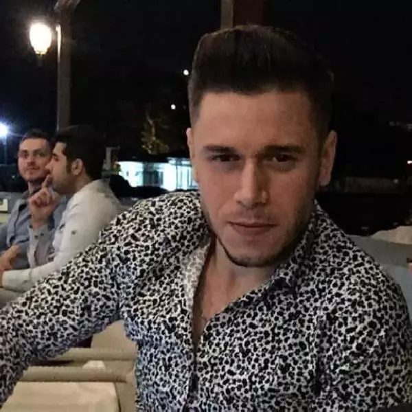 Kendisini başından vuran genç 12 gün sonra hayatını kaybetti Kendisini başından vuran genç 12 gün sonra hayatını kaybetti