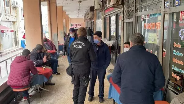 EDİRNE Keşan'da polis ve zabıtanın koronavirüs denetimleri sürüyor EDİRNE Keşan'da polis ve zabıtanın koronavirüs denetimleri sürüyor