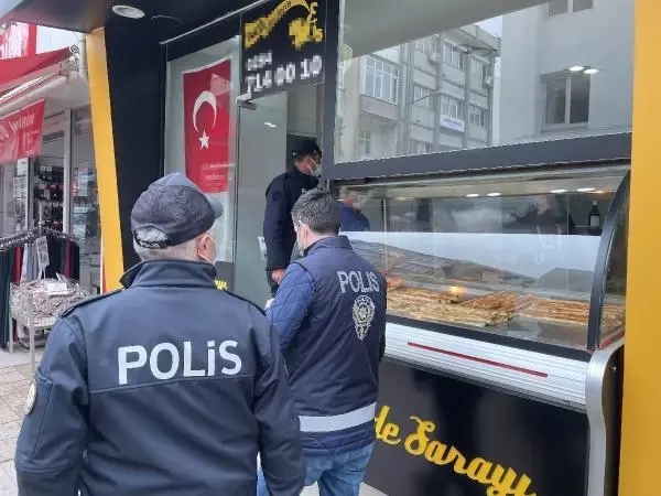 EDİRNE Keşan'da polis ve zabıtanın koronavirüs denetimleri sürüyor EDİRNE Keşan'da polis ve zabıtanın koronavirüs denetimleri sürüyor