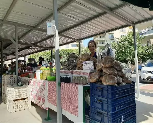 KIZI İÇİN EVDE EKMEK YAPMAYA BAŞLADI, 3 YILDA FIRIN AÇTI KIZI İÇİN EVDE EKMEK YAPMAYA BAŞLADI, 3 YILDA FIRIN AÇTI