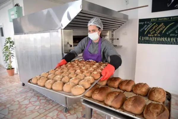 KIZI İÇİN EVDE EKMEK YAPMAYA BAŞLADI, 3 YILDA FIRIN AÇTI KIZI İÇİN EVDE EKMEK YAPMAYA BAŞLADI, 3 YILDA FIRIN AÇTI