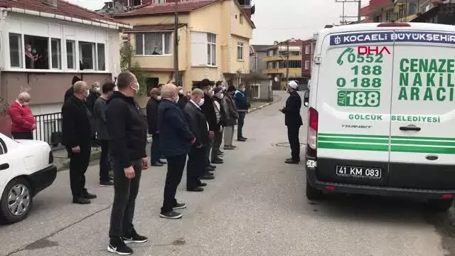 Son dakika haberleri! KOCAELİ KORONAVİRÜSTEN ÖLEN ÇİFT SON YOLCULUĞUNA UĞURLANDI Son dakika haberleri! KOCAELİ KORONAVİRÜSTEN ÖLEN ÇİFT SON YOLCULUĞUNA UĞURLANDI