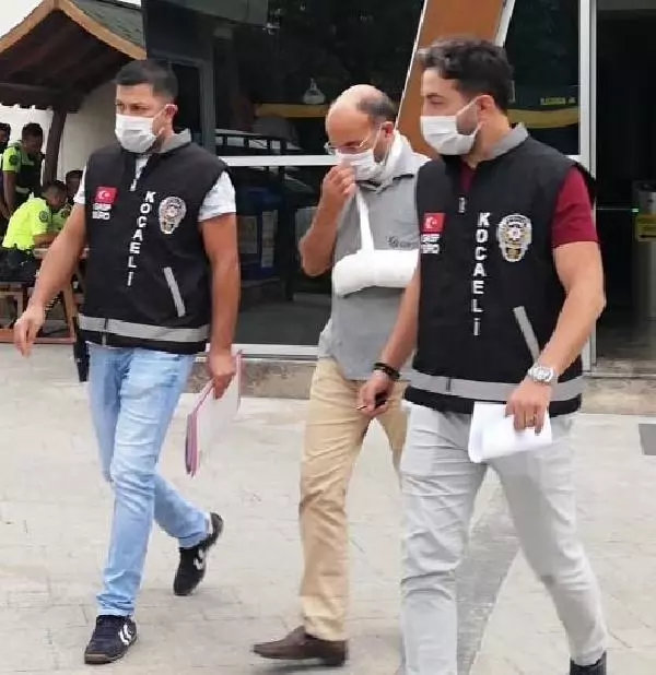 KOCAELİ KOCASININ BOĞARAK ÖLDÜRDÜĞÜ ÖZLEM, 'BU ADAM BENİ ÖLDÜRÜRSE BOĞARAK ÖLDÜRÜR' DEMİŞ-ARŞİV KOCAELİ KOCASININ BOĞARAK ÖLDÜRDÜĞÜ ÖZLEM, 'BU ADAM BENİ ÖLDÜRÜRSE BOĞARAK ÖLDÜRÜR' DEMİŞ-ARŞİV