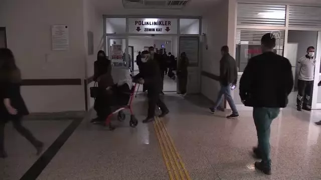 Kovid-19'dan korunmak için ev ziyaretlerinden uzak durulması uyarısı Kovid-19'dan korunmak için ev ziyaretlerinden uzak durulması uyarısı