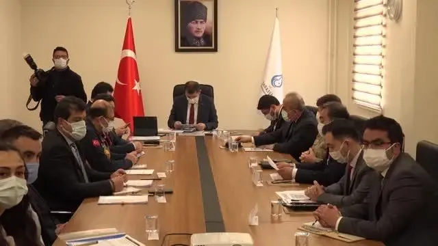 Kovid-19 vakalarının yüzde 30'unu iki ilçe oluşturuyor Kovid-19 vakalarının yüzde 30'unu iki ilçe oluşturuyor