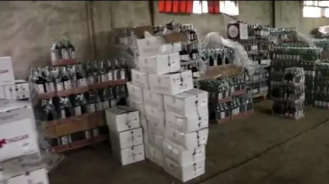 Kümes görünümlü kaçak içki imalatına baskın Kümes görünümlü kaçak içki imalatına baskın