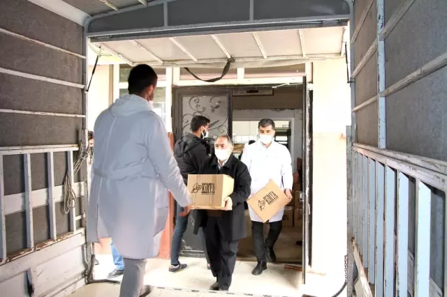 Son dakika haberleri | Liseliler üretti, 65 yaş üstüne ücretsiz dağıtıldı Son dakika haberleri | Liseliler üretti, 65 yaş üstüne ücretsiz dağıtıldı