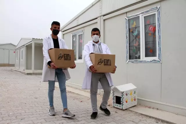 Son dakika haberleri | Liseliler üretti, 65 yaş üstüne ücretsiz dağıtıldı Son dakika haberleri | Liseliler üretti, 65 yaş üstüne ücretsiz dağıtıldı