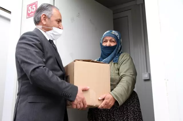 Son dakika haberleri | Liseliler üretti, 65 yaş üstüne ücretsiz dağıtıldı Son dakika haberleri | Liseliler üretti, 65 yaş üstüne ücretsiz dağıtıldı