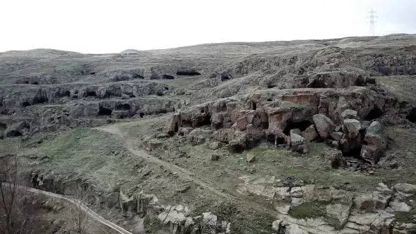 Son dakika haberleri! 'MADAVANS VADİSİ'NİN 400 MAĞARASI DÜNYAYA TANITILACAK Son dakika haberleri! 'MADAVANS VADİSİ'NİN 400 MAĞARASI DÜNYAYA TANITILACAK