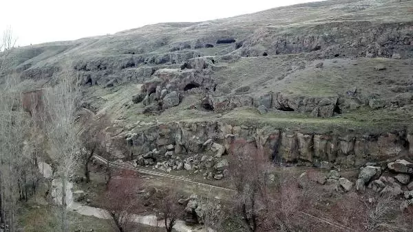 Son dakika haberleri! 'MADAVANS VADİSİ'NİN 400 MAĞARASI DÜNYAYA TANITILACAK Son dakika haberleri! 'MADAVANS VADİSİ'NİN 400 MAĞARASI DÜNYAYA TANITILACAK