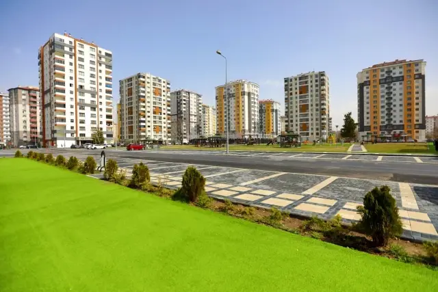 Melikgazi Belediyesi 50 daireyi yarın satışa çıkarıyor Melikgazi Belediyesi 50 daireyi yarın satışa çıkarıyor