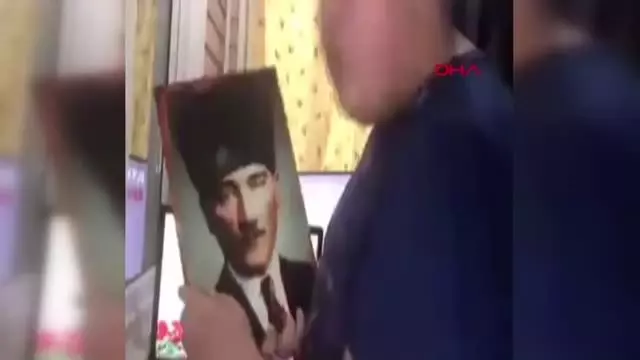 MERSİN ÖZGECAN'IN AİLESİ SOSYAL MEDYADA KIZLARINA HAKARET EDEN KİŞİYE SUÇ DUYURUSUNDA BULUNACAK MERSİN ÖZGECAN'IN AİLESİ SOSYAL MEDYADA KIZLARINA HAKARET EDEN KİŞİYE SUÇ DUYURUSUNDA BULUNACAK