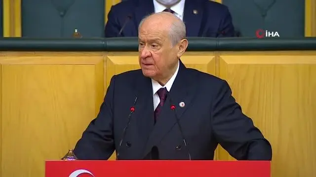 MHP Genel Başkanı Bahçeli: 'İbreti alem için, 104 emekli amiralin rütbeleri sökülmelidir' MHP Genel Başkanı Bahçeli: 'İbreti alem için, 104 emekli amiralin rütbeleri sökülmelidir'
