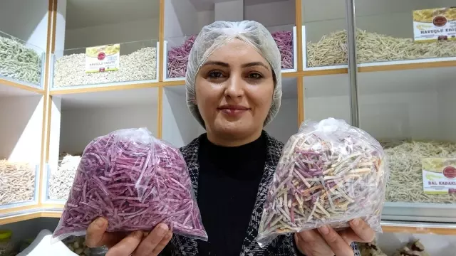 Oğluna sebzeli erişte yaptı, hayatı değişti Oğluna sebzeli erişte yaptı, hayatı değişti