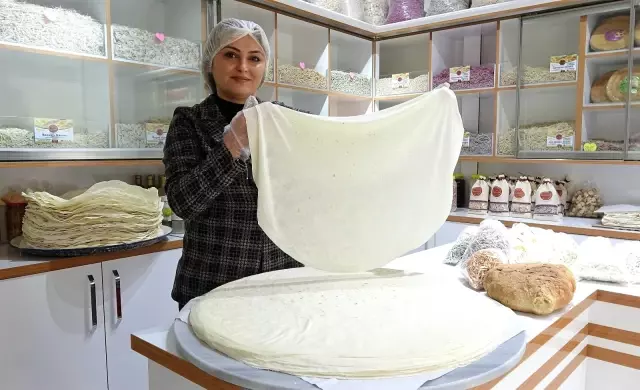 Oğluna sebzeli erişte yaptı, hayatı değişti Oğluna sebzeli erişte yaptı, hayatı değişti