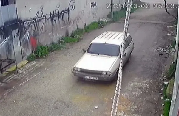 Son dakika... OTOMOBİL HIRSIZLIĞI ŞÜPHELİSİ KAMERADAN TAKİP EDİLEREK, YAKALANDI Son dakika... OTOMOBİL HIRSIZLIĞI ŞÜPHELİSİ KAMERADAN TAKİP EDİLEREK, YAKALANDI