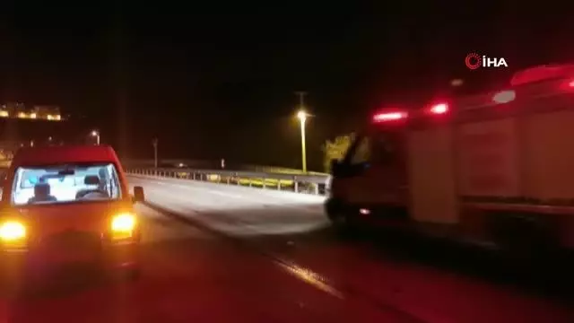 Son dakika haberi! Otomobil kamyona arkadan çarptı: 1 ölü, 2 yaralı Son dakika haberi! Otomobil kamyona arkadan çarptı: 1 ölü, 2 yaralı