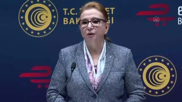 Pekcan: ' E-ticaret büyük imkanlar sunmaktadır' Pekcan: ' E-ticaret büyük imkanlar sunmaktadır'