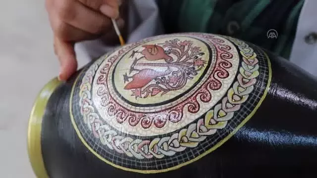 Roma dönemi mozaikleri elbise ve aksesuarlara nakşediliyor Roma dönemi mozaikleri elbise ve aksesuarlara nakşediliyor