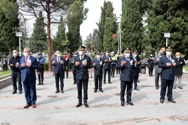 Samsun'da şehitler yad edildi Samsun'da şehitler yad edildi