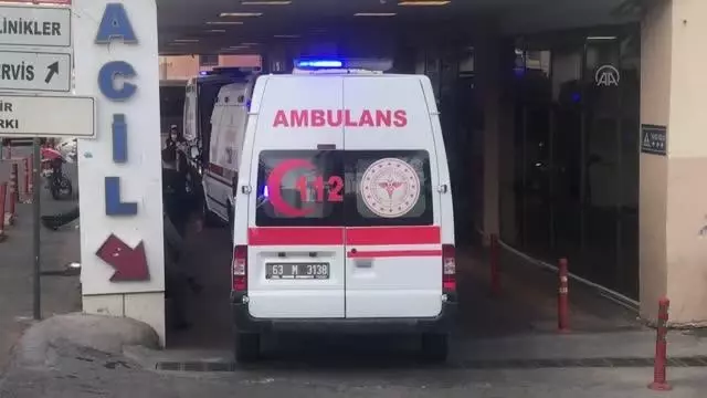 Şanlıurfa'da evde çıkan yangında bir kadın öldü, çocuğu ağır yaralandı Şanlıurfa'da evde çıkan yangında bir kadın öldü, çocuğu ağır yaralandı