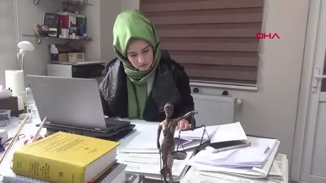 Son dakika haberi: ŞANLIURFA'DA İLK KEZ BİR ÇOCUK, ANNESİNİN SOYADINI ALDI Son dakika haberi: ŞANLIURFA'DA İLK KEZ BİR ÇOCUK, ANNESİNİN SOYADINI ALDI