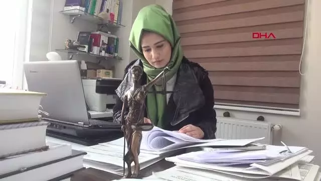 Son dakika haberi: ŞANLIURFA'DA İLK KEZ BİR ÇOCUK, ANNESİNİN SOYADINI ALDI Son dakika haberi: ŞANLIURFA'DA İLK KEZ BİR ÇOCUK, ANNESİNİN SOYADINI ALDI