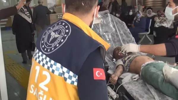 Son dakika! ŞANLIURFA'DA YANGIN; ANNE ÖLDÜ, 3 YAŞINDAKİ OĞLU YARALANDI Son dakika! ŞANLIURFA'DA YANGIN; ANNE ÖLDÜ, 3 YAŞINDAKİ OĞLU YARALANDI