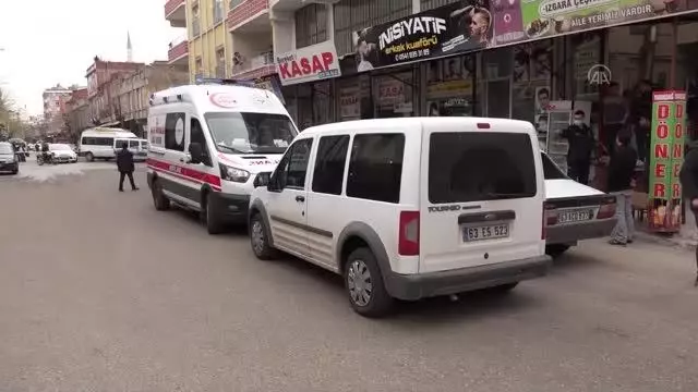 ŞANLIURFA - Siverek'te silahlı kavga: 1 ölü, 1 yaralı ŞANLIURFA - Siverek'te silahlı kavga: 1 ölü, 1 yaralı