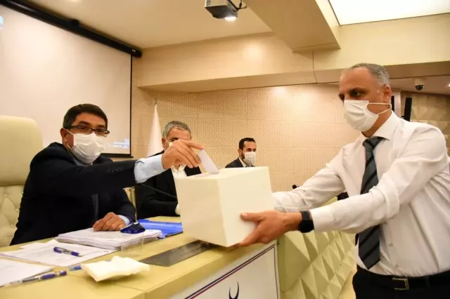 Şehzadeler'den pandemide esnafa büyük destek