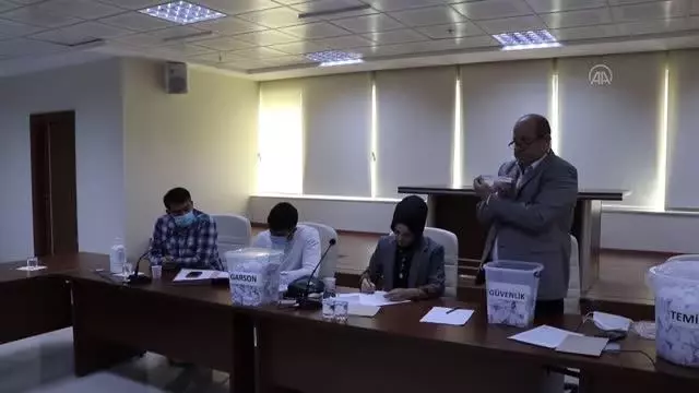 Siirt Belediyesine personel alımı için kura çekildi Siirt Belediyesine personel alımı için kura çekildi
