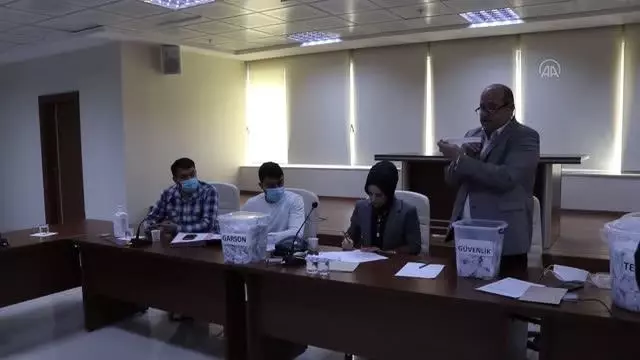 Siirt Belediyesine personel alımı için kura çekildi Siirt Belediyesine personel alımı için kura çekildi